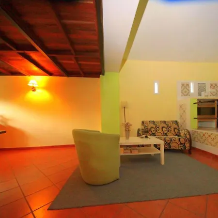 Oda ve Kahvaltı Casa 3 Aguias 4*