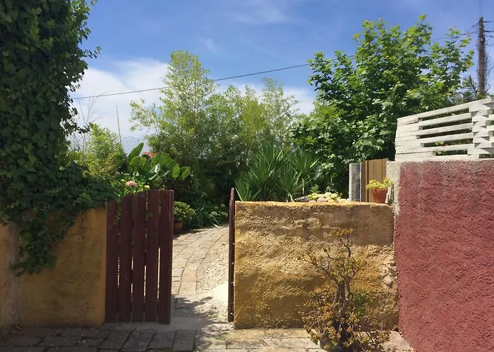 Casa 3 Aguias לינה וארוחת בוקר 4*