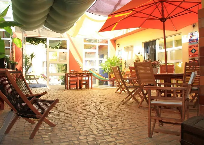 לינה וארוחת בוקר Casa 3 Aguias אבאירו